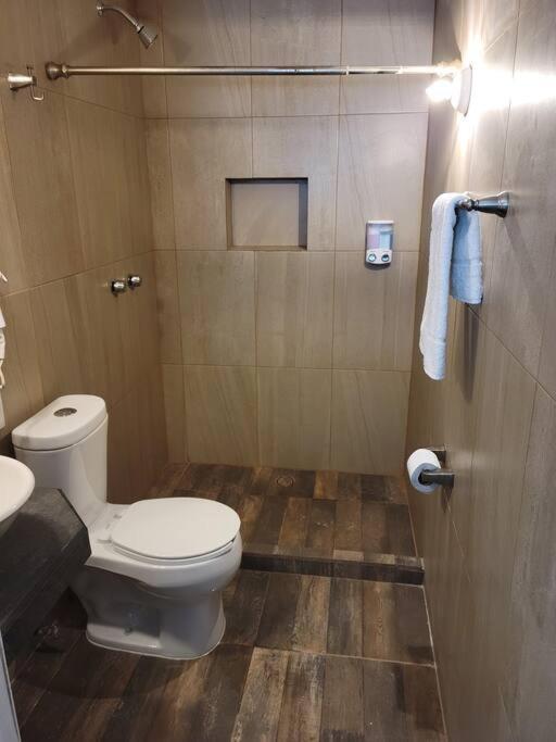 דירות סיודד ואייס Departamento Privado7, 2 Camas Matri, Parking, Cocina Equipada, Wifi 65 Mb, 2 Climas,Centrico,Tv Smart מראה חיצוני תמונה